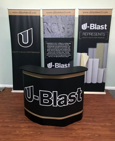 banner stand U-blast